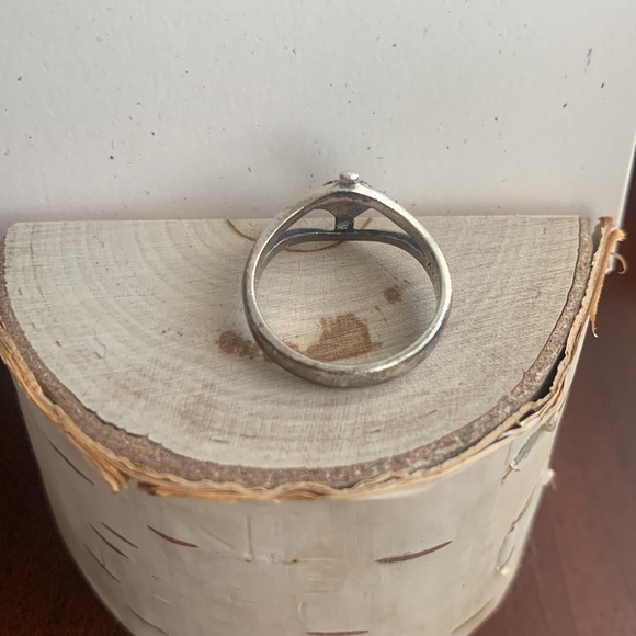 James Avery Retired Heart & Cross Ring - Picture 2 of 3